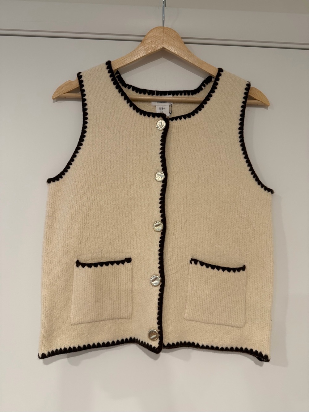 Song of Style • Brown Knit Vest